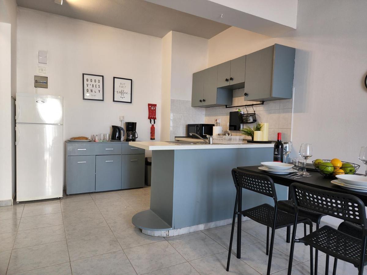 Kay'S City & Seaview One Bedroom Apartment Larnaka Exterior foto